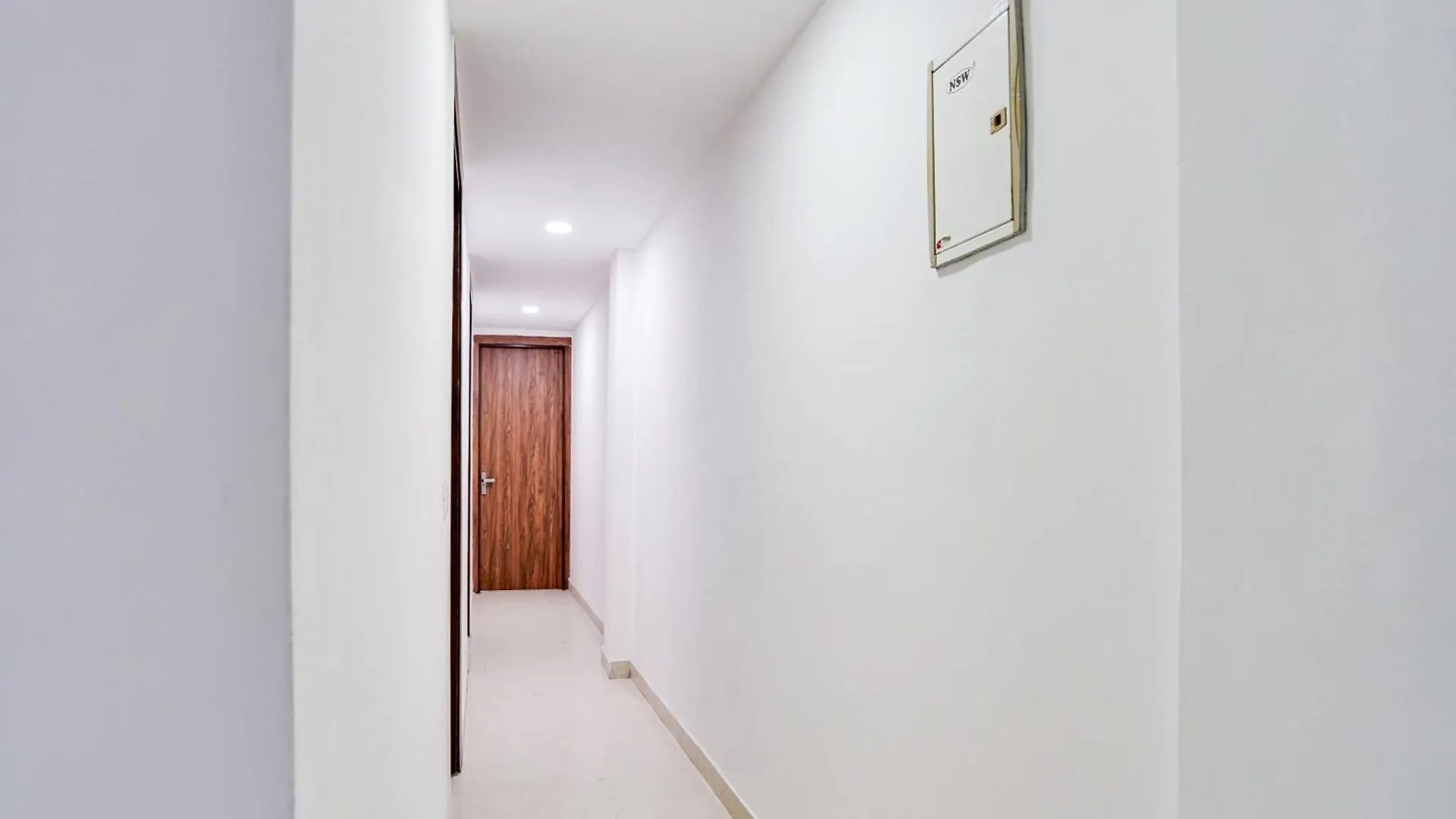 Super Townhouse Morden Town Hotel Delhi  Delhi (National Capital Territory of India)
